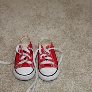These Converse All Star Sneakers Size 7